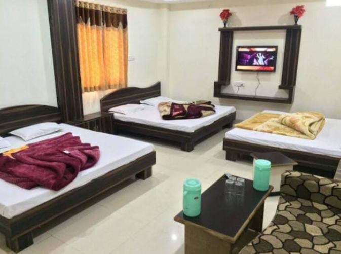 Group Non-AC Room at Karnataka Pravasi Soudha