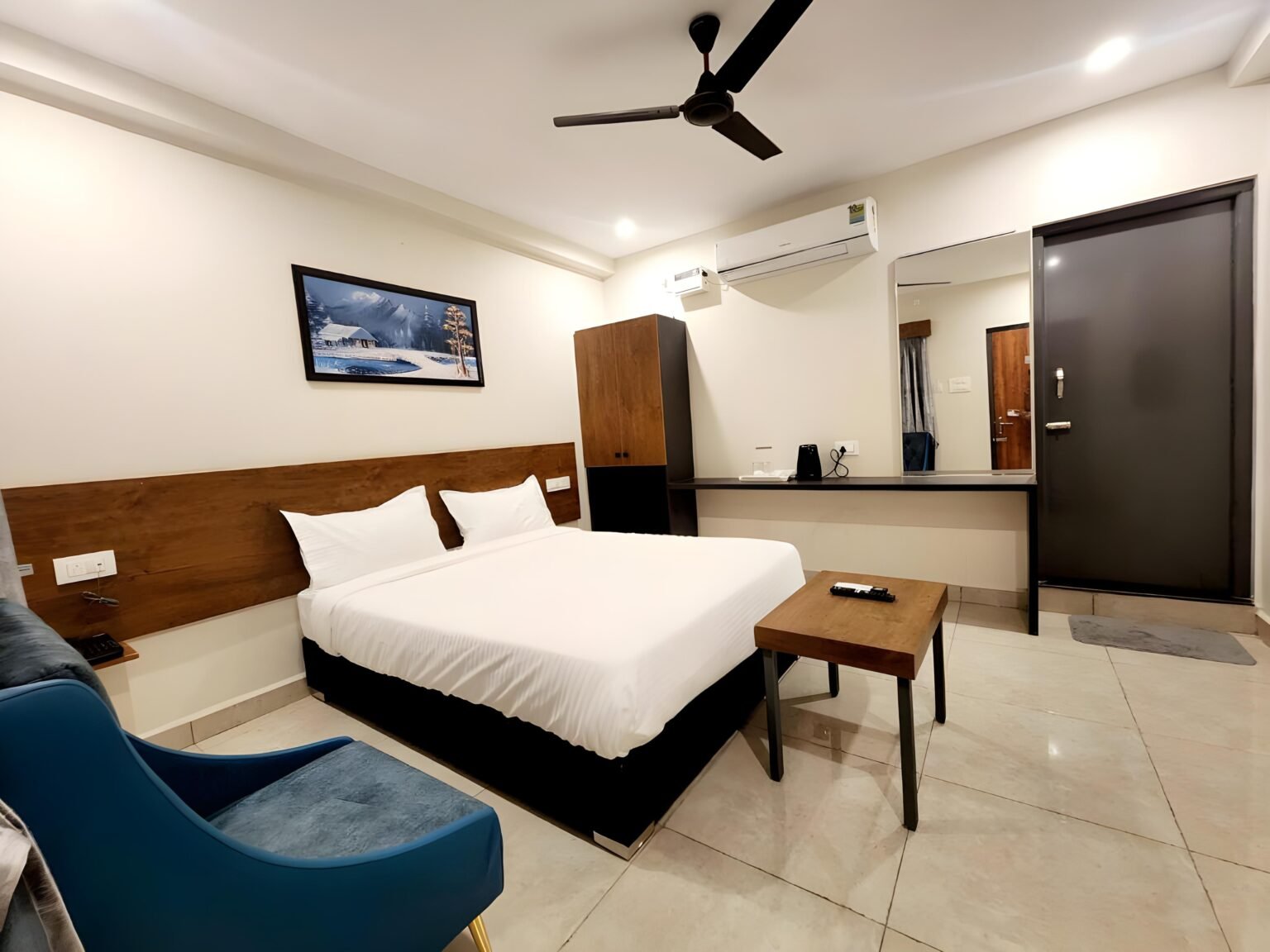 2 Guest AC Room at Karnataka Pravasi Soudha